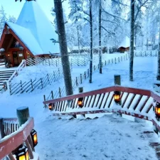 Snow cabin