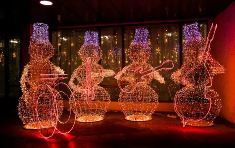 Outdoor lighted snowmen