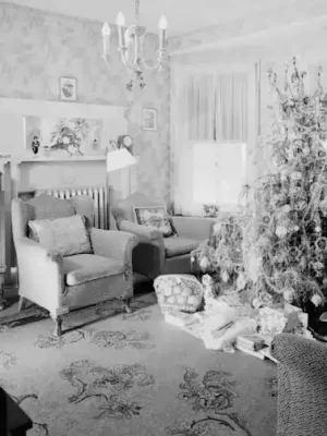 Vintage Christmas Living Room Decor